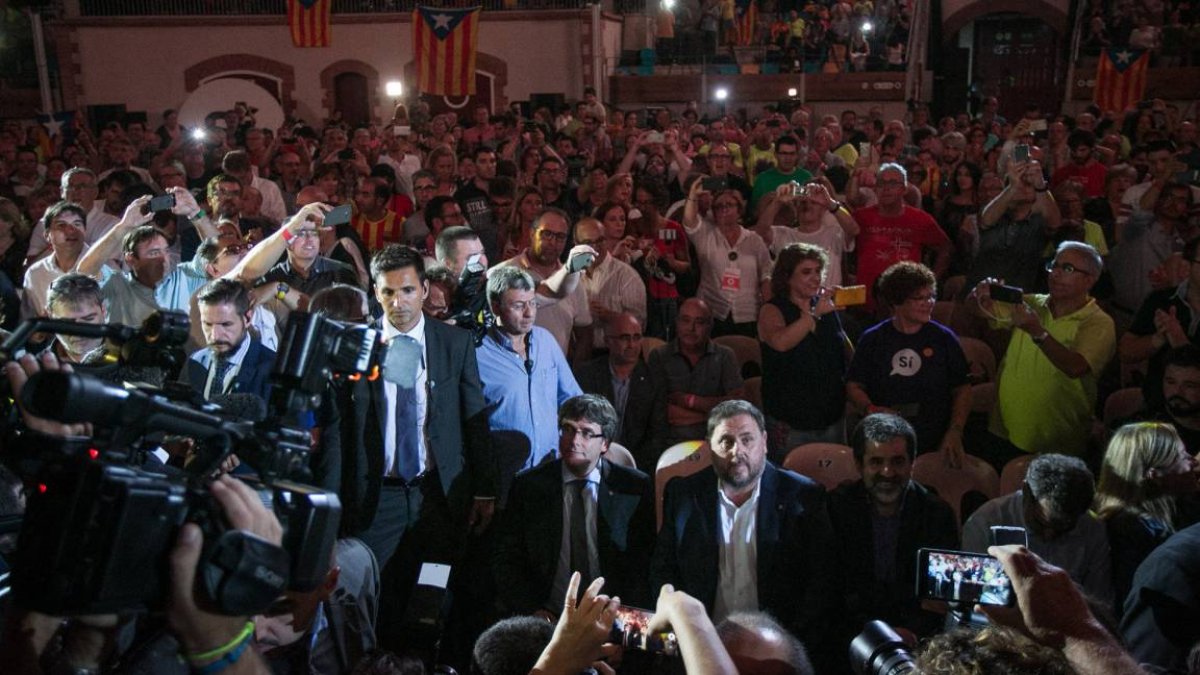Puigdemont y Junqueras en el