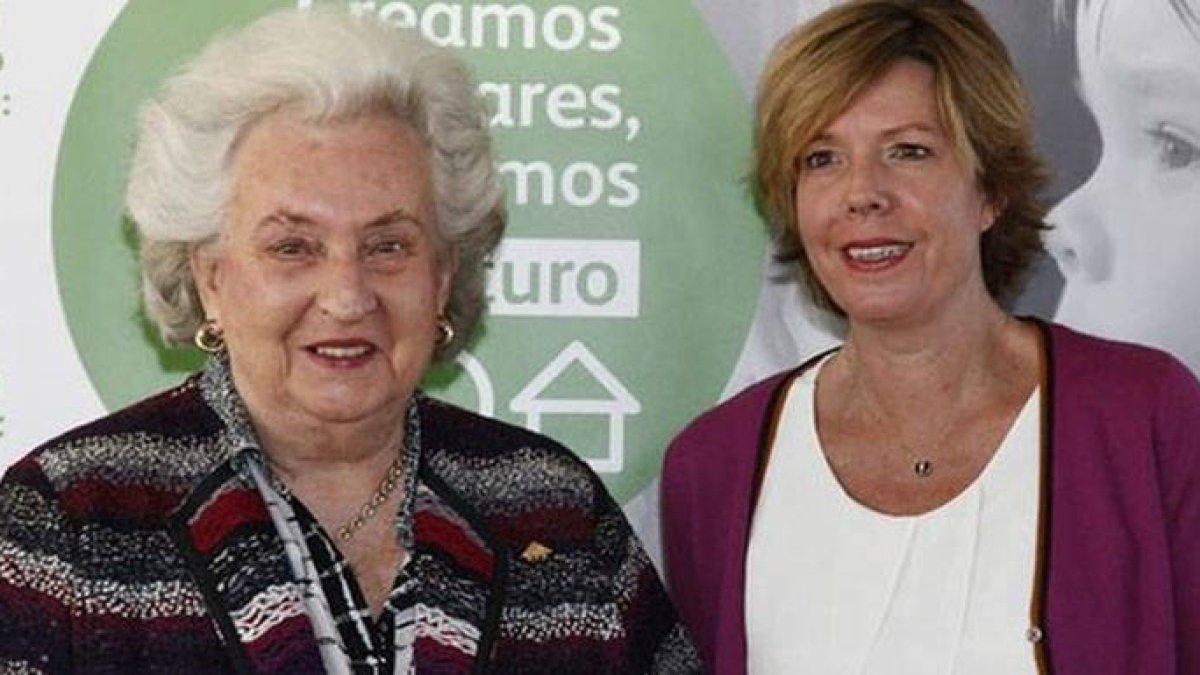 Simoneta y su madre, la Infanta Pilar.