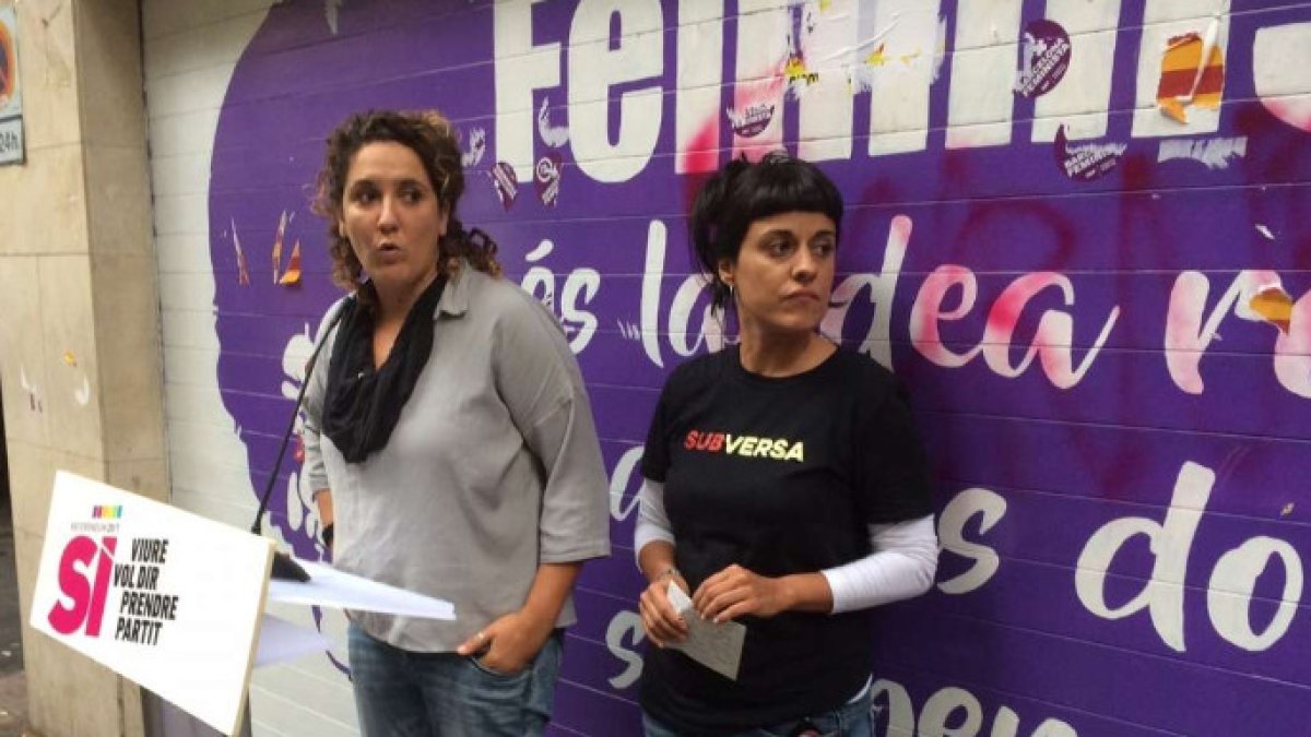 Nuria Gibert y Anna Gabriel, dos de las principales cabecillas de la CUP
