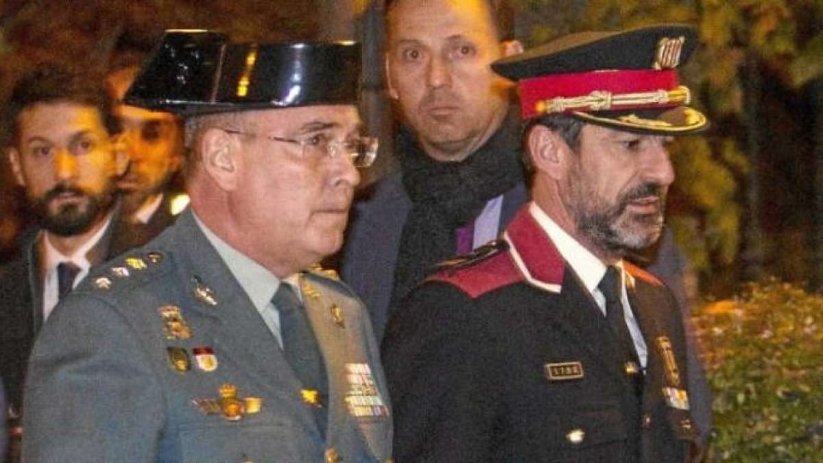 El nuevo jefe de los Mossos en el funeral del fiscal general Maza.