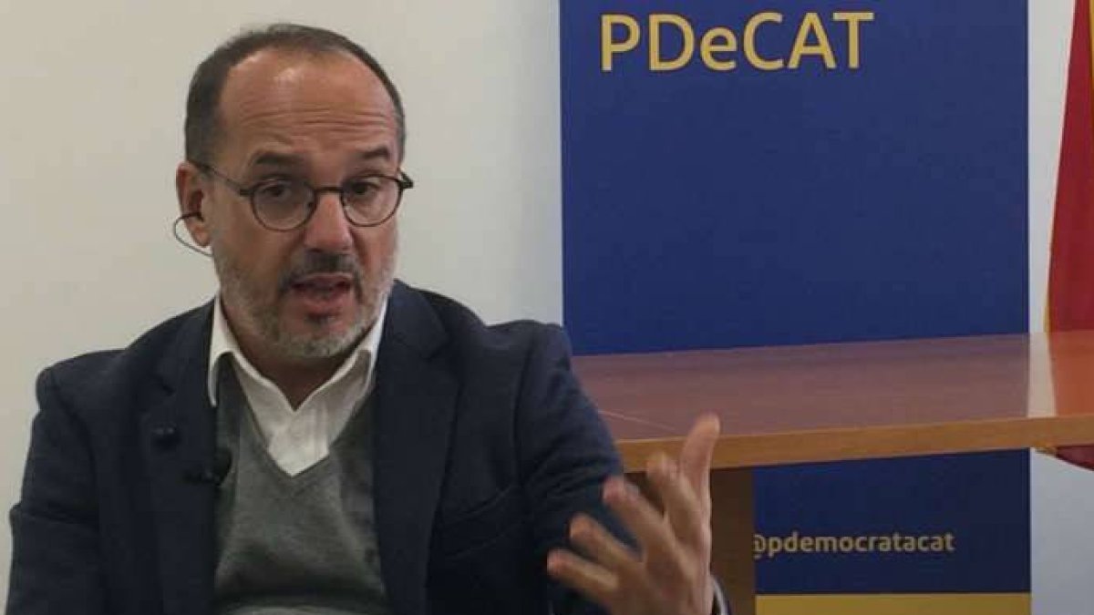 Nicolás Redondo abronca a voces a un independentista en COPE, harto de llorones
