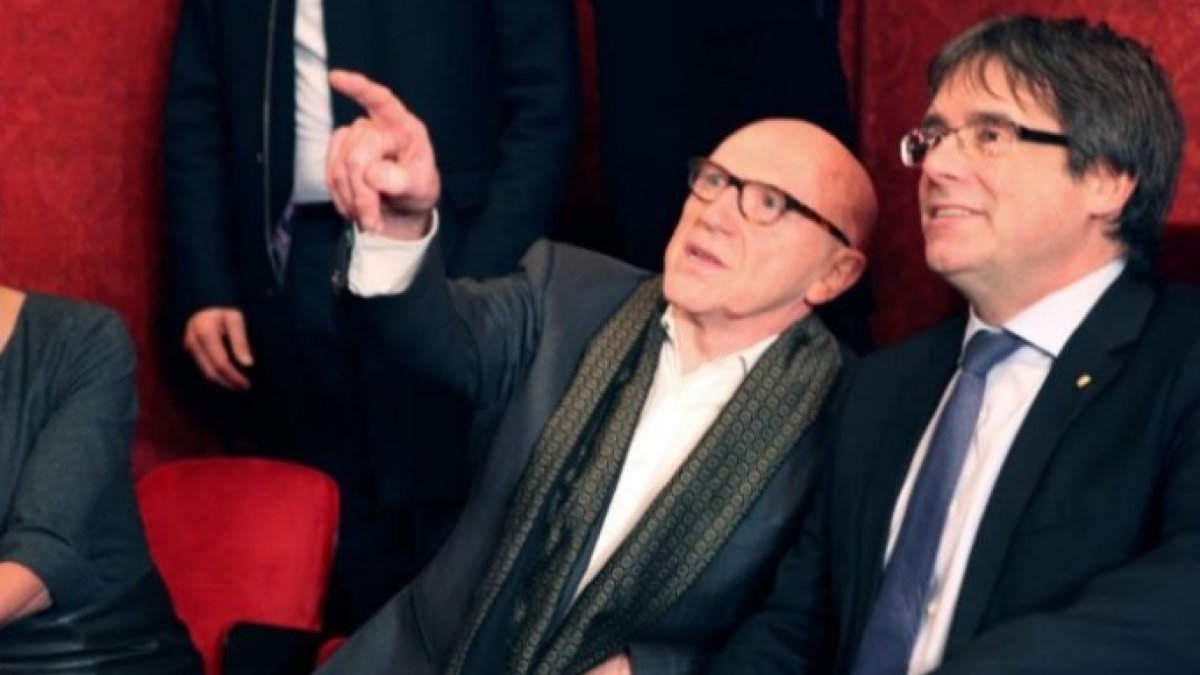 Puigdemont y su abogado belga Paul Bekaert.