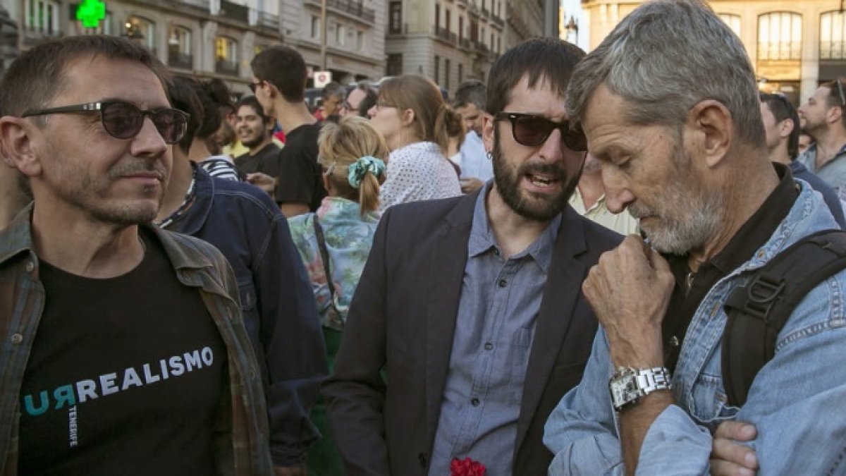 El JEMAD de Podemos, José Julio Rodríguez, este miércoles en el acto de apoyo a los secesionistas detenidos.