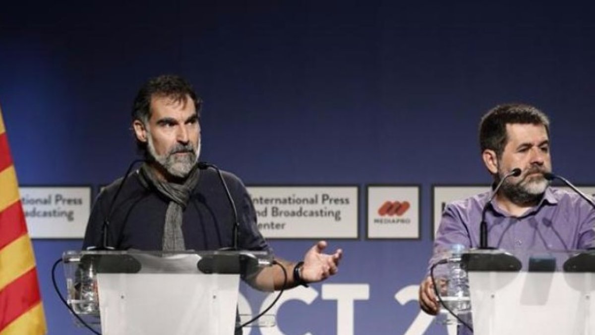 Los dos Jordis grabaron mensajes a sus bases por si entraban en prisión.