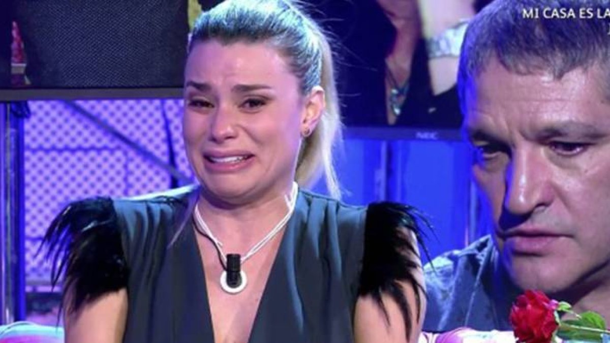 María tiene sobradas razones para llorar