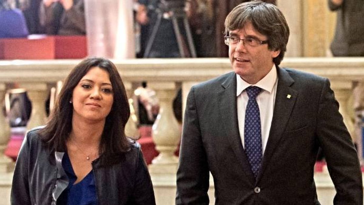 Marcela Topor y Carles Puigdemont, en una imagen de archivo.