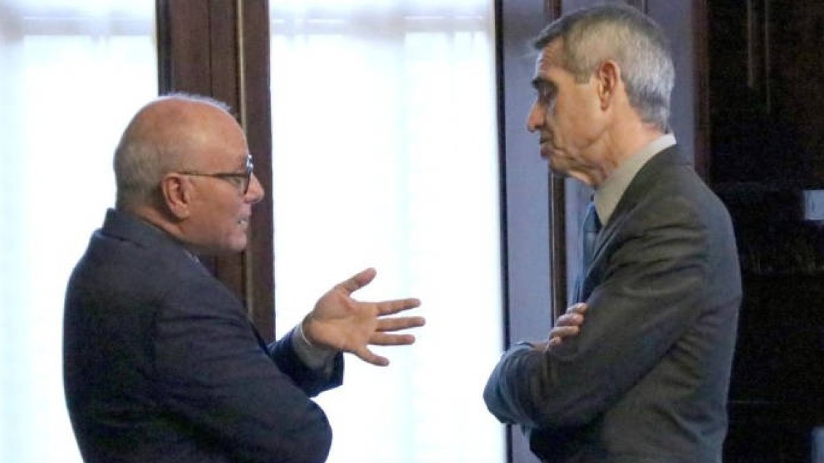 Los letrados del Parlament, Xavier Muro y Antoni Bayona.
