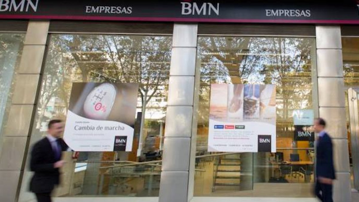 Bankia cierra un acuerdo con los sindicatos para la integración de BMN