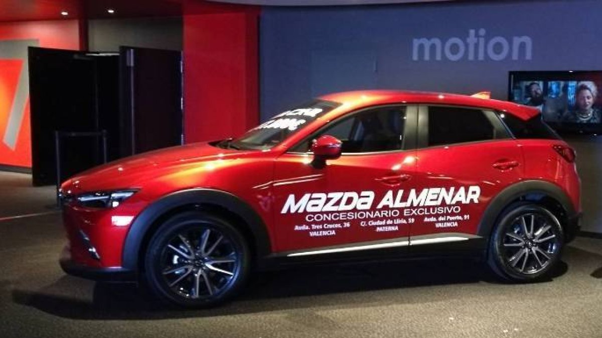 crossover de Mazda Almenar