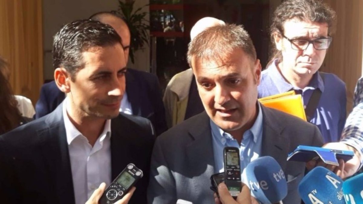 El PSPV y Compromís excluyen a Guanyar de la negociación por el pacto municipal