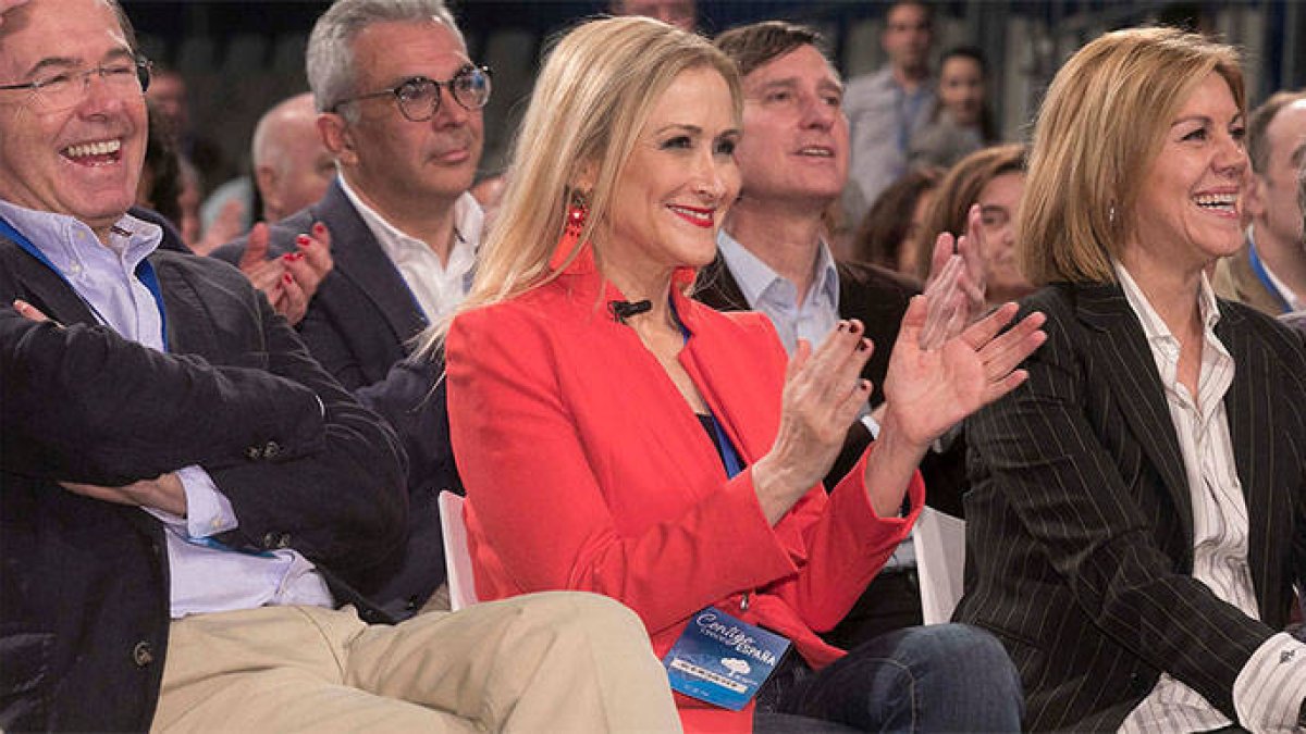 Cospedal y Cifuentes durante la Convención del PP.