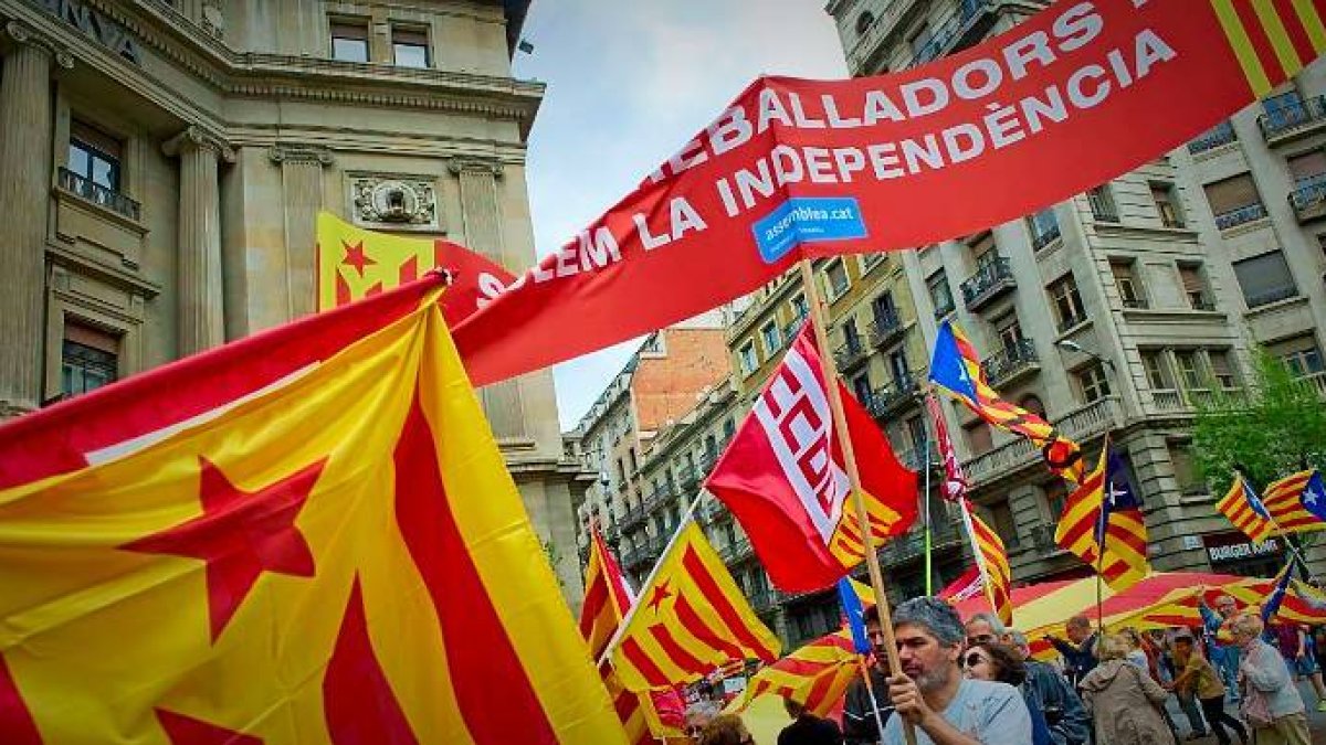 Una manifestación sindical respaldando a los independentistas.