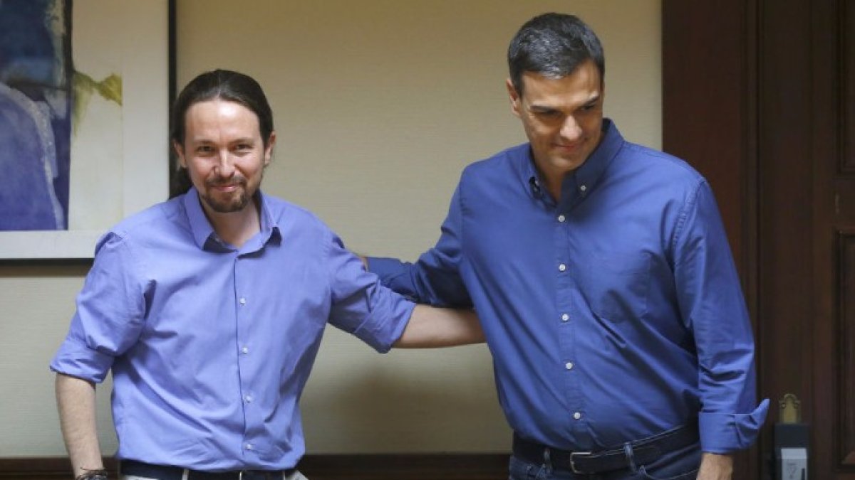 La decisión de Pedro Sánchez que arrojó cuesta abajo a un hundido Pablo Iglesias