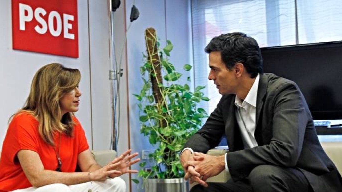 Susana Díaz y Pedro Sánchez, en la sede del PSOE.