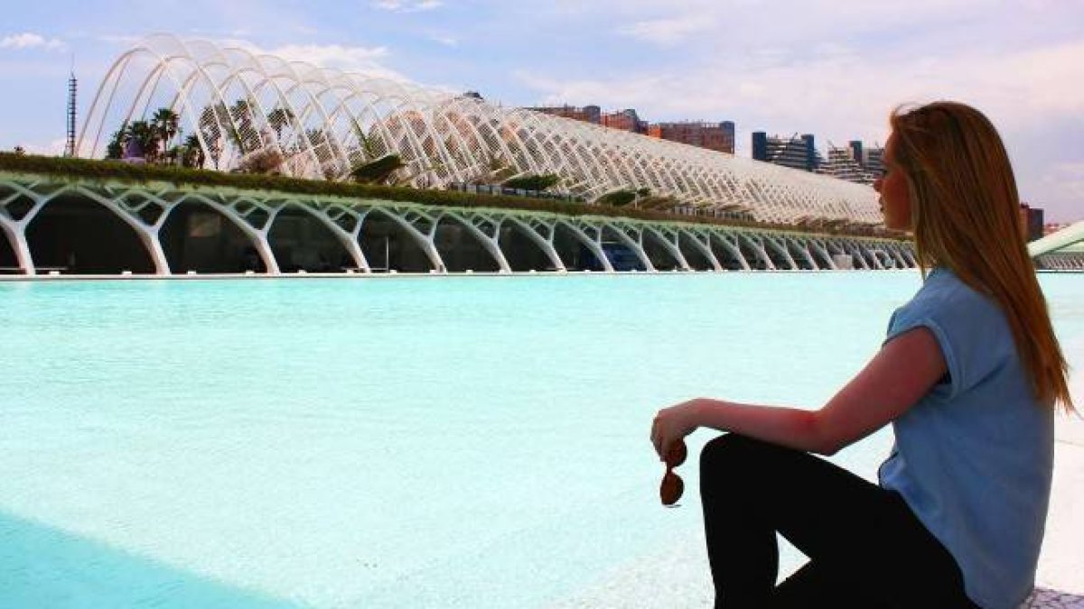 CNN: Let's visit Valencia, not Barcelona