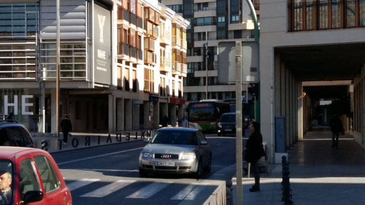El tráfico en las ciudades es uno de los principales causantes de exceso de ruido.