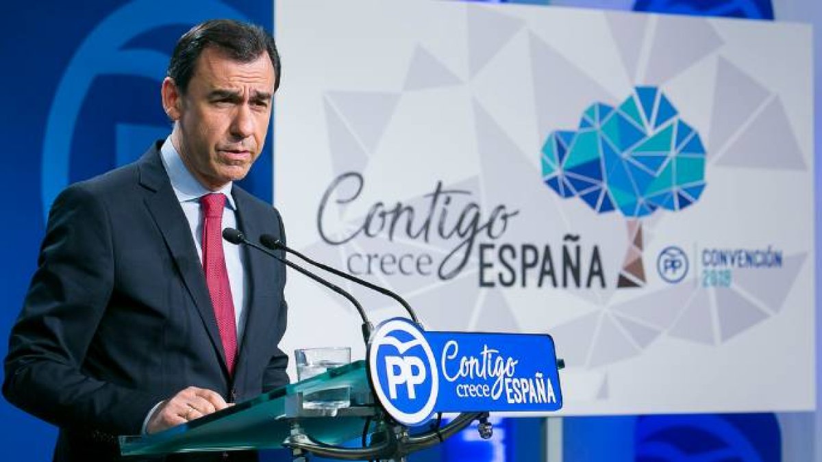 Martínez Maillo durante la presentación de la Convención de los populares.