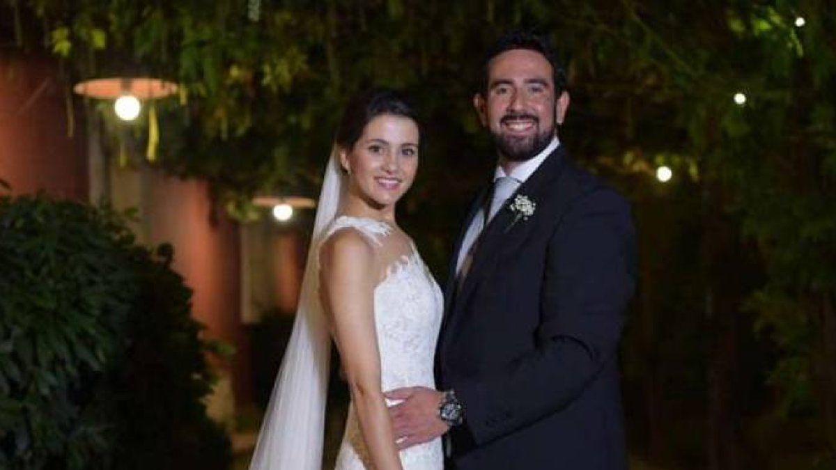 Arrimadas y su marido, molestando al independentismo