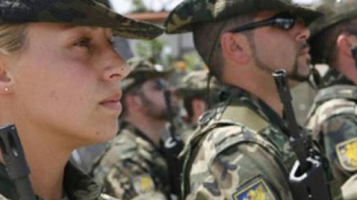 La milicia ya no atrae a las mujeres