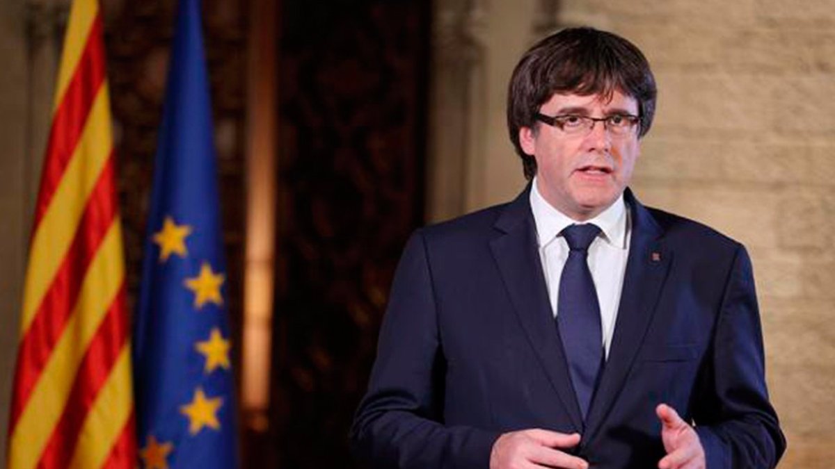Puigdemont se encuentra en Bélgica, desde donde al parecer hablará.