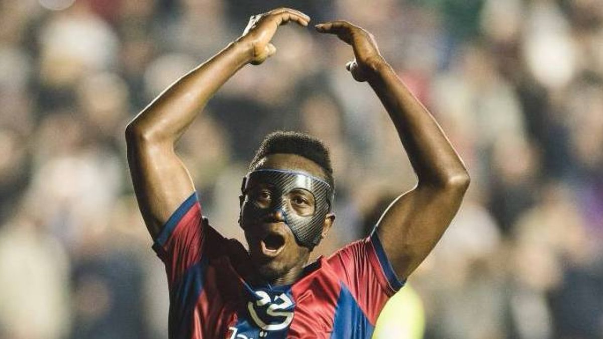 Boateng. Levanteud.com