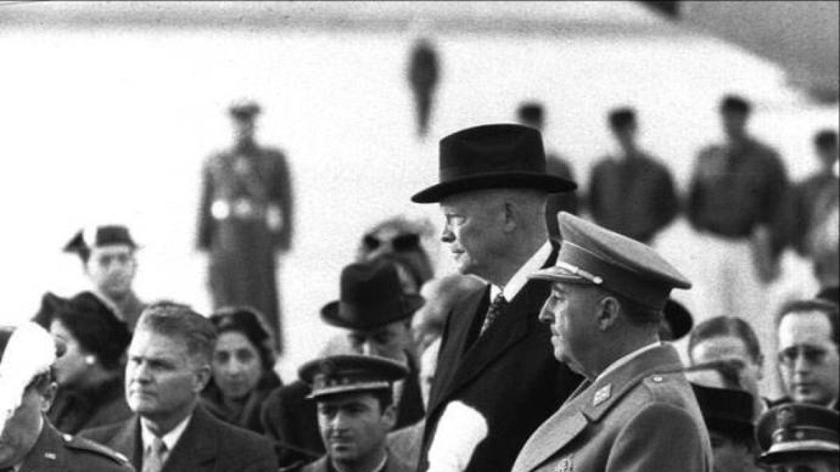 El día que Eisenhower planeó bombardear España