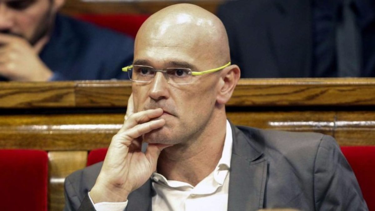 A Raúl Romeva se le ha tragado la tierra, está desaparecido desde el viernes.