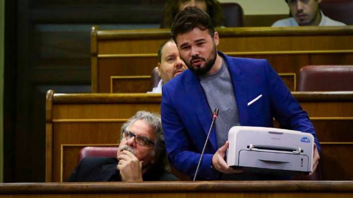 Gabriel Rufián, en el Congreso en la escena de la impresora.