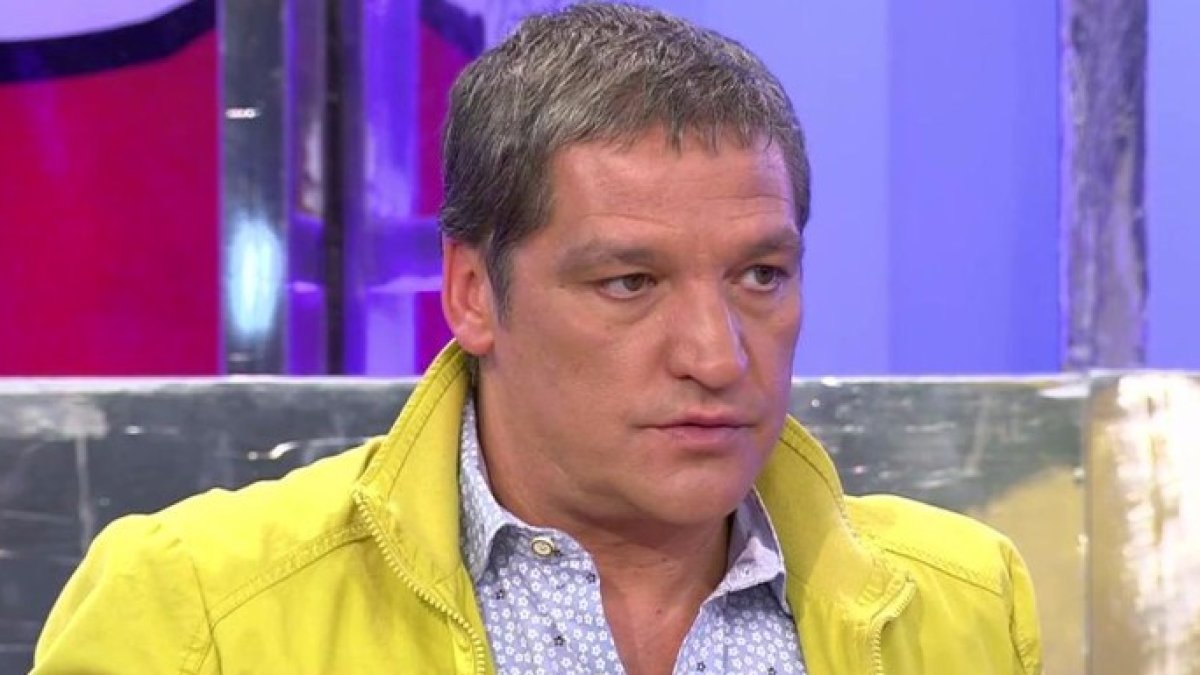 Gustavo tiene mucho que contar.