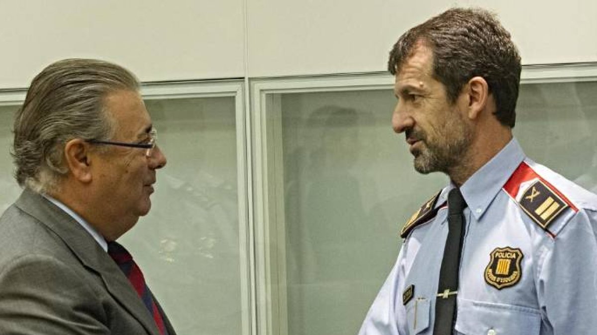 Zoido y López, el día que este fue nombrado Mayor de los Mossos.