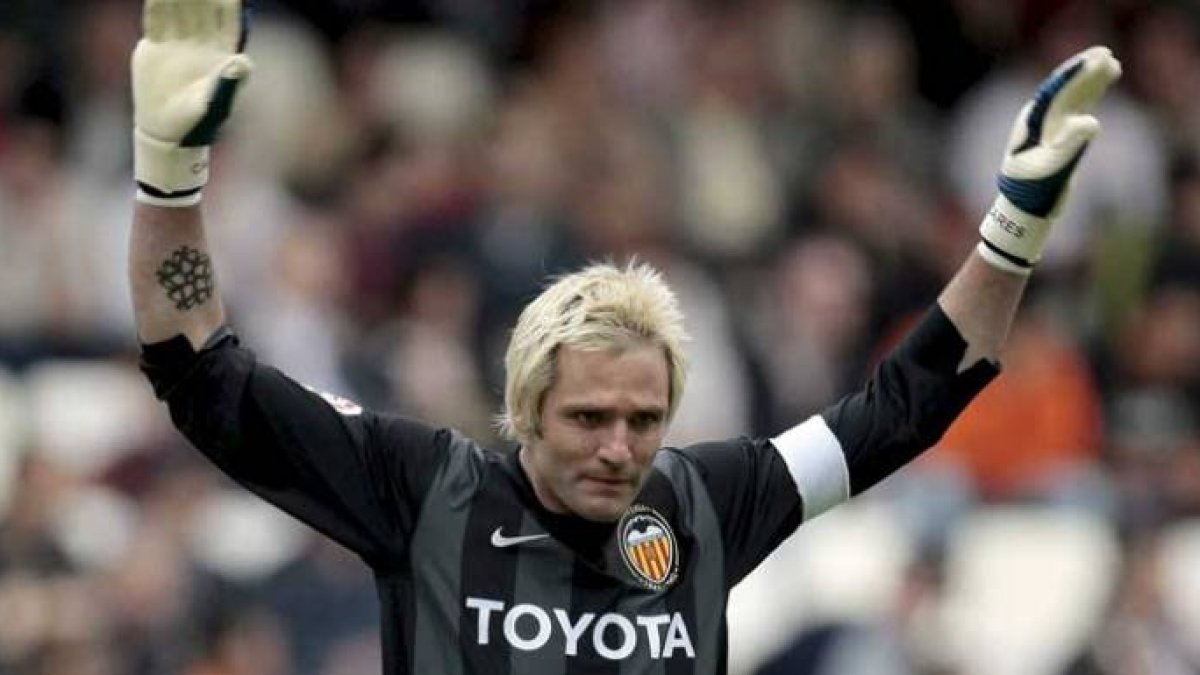 En la imagen, el ex portero del Valencia CF, Santiago Cañizares