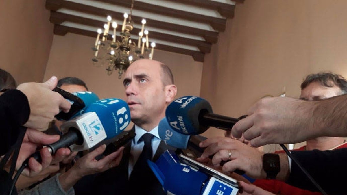 El alcalde de Alicante, el socialista Gabriel Echávarri.