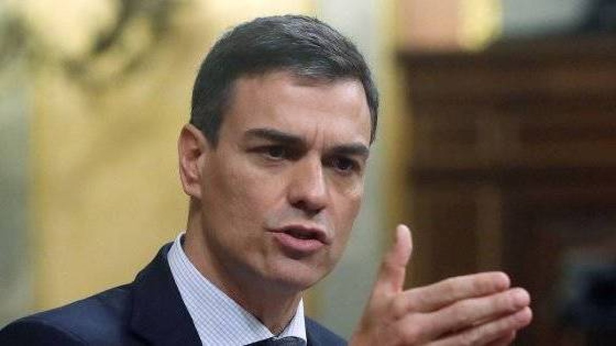 Camacho destripa la sorpresa a Sánchez y