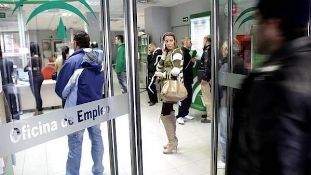 El paro y las afiliaciones en récord de los últimos 10 años