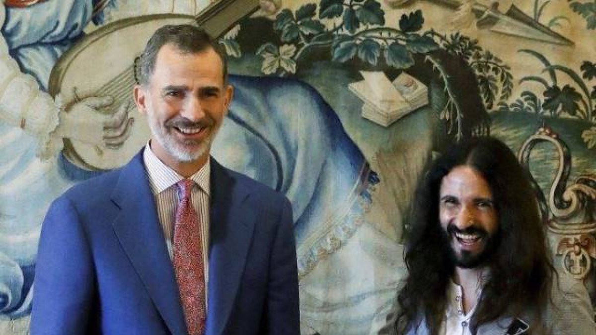 Felipe VI con el presidente del Parlament balear