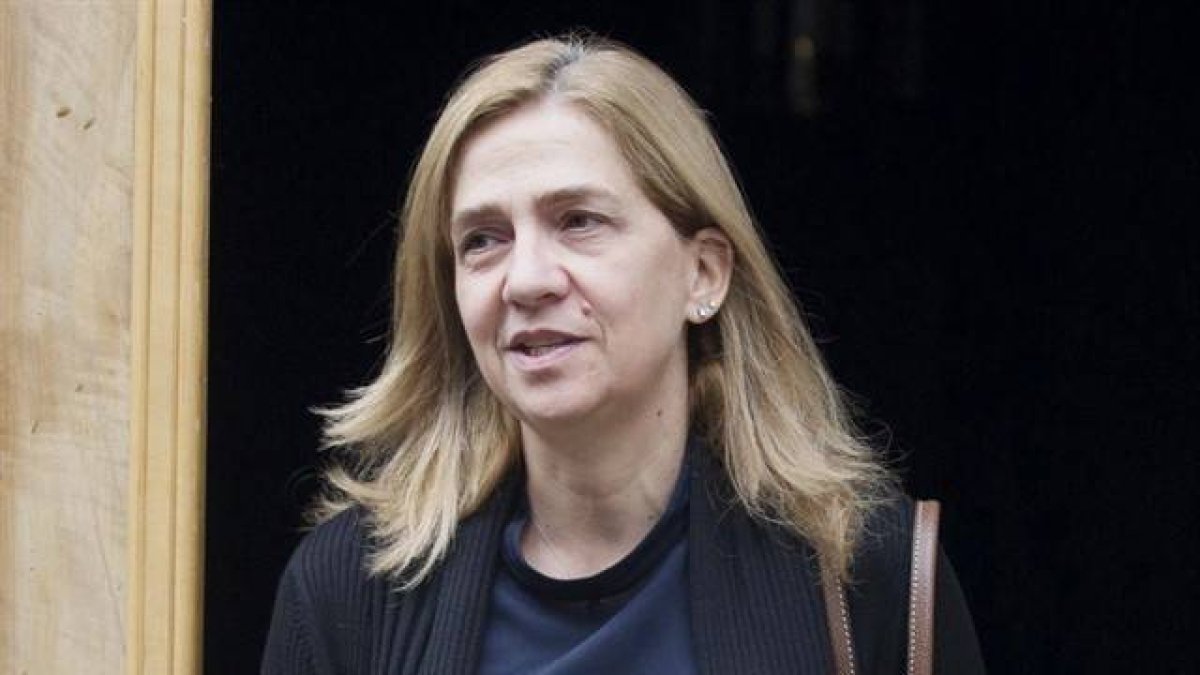 Un ingreso de 300.000 euros vuelve a llevar a titulares a la Infanta Cristina