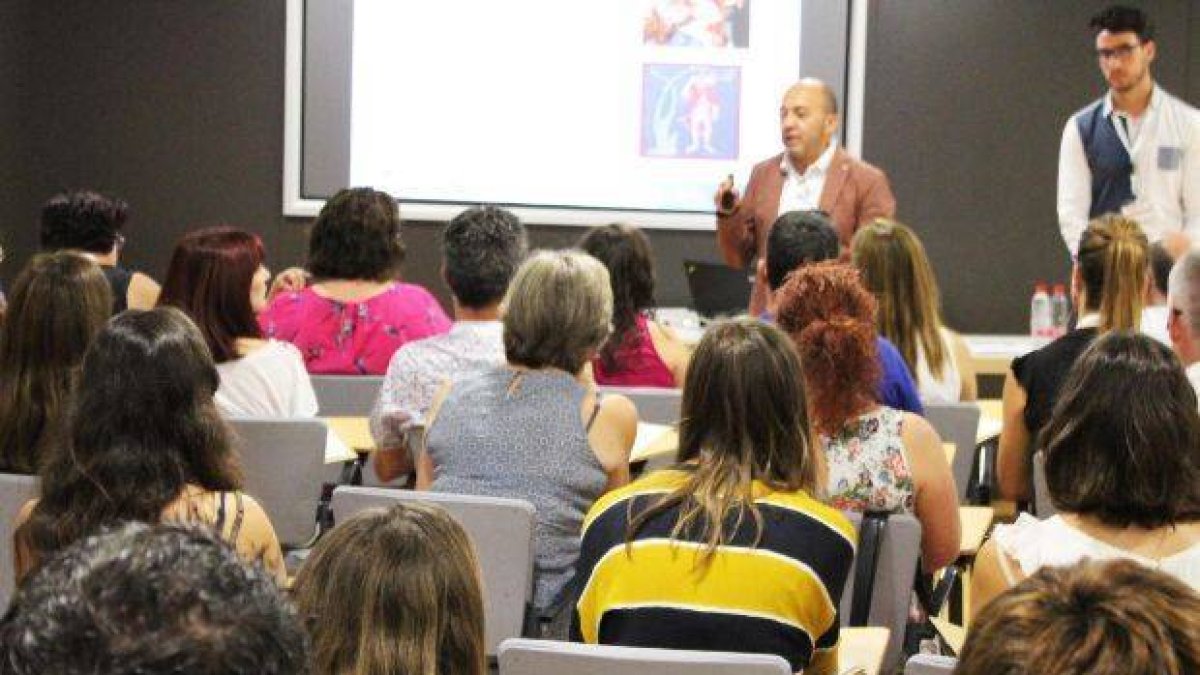 II Congreso de la Sociedad Española de Suicidología.