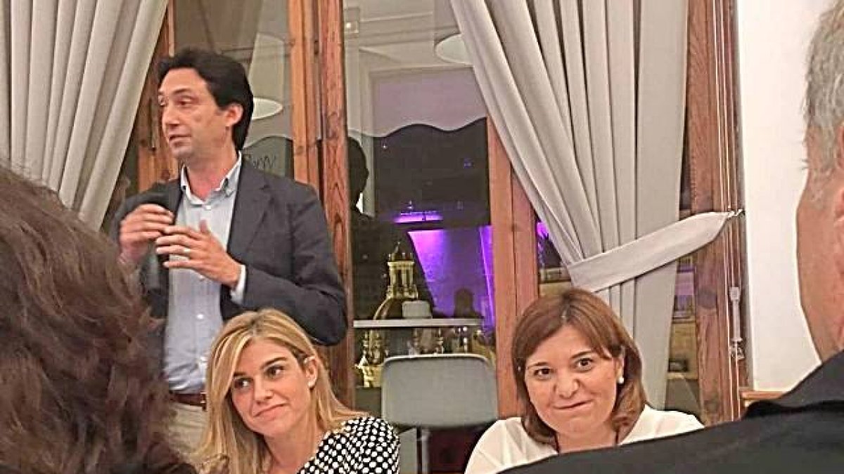 Eva Ortiz, Isabel Bonig y Vicente Betoret.