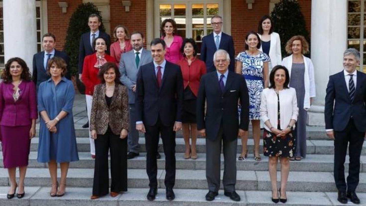 El Gobierno, este viernes pasado, en su segunda foto de familia tras la dimisión de Máxim Huerta.