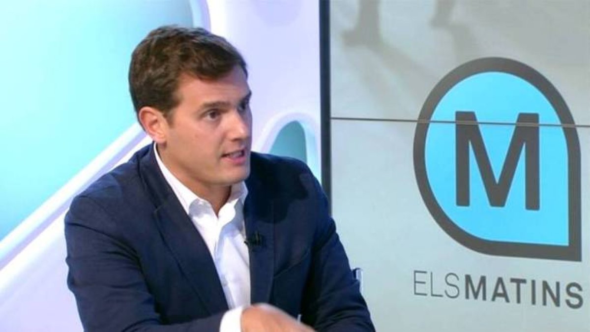 Puigdemont y TV3 se unen contra Rivera por decirles sus vergüenzas en directo