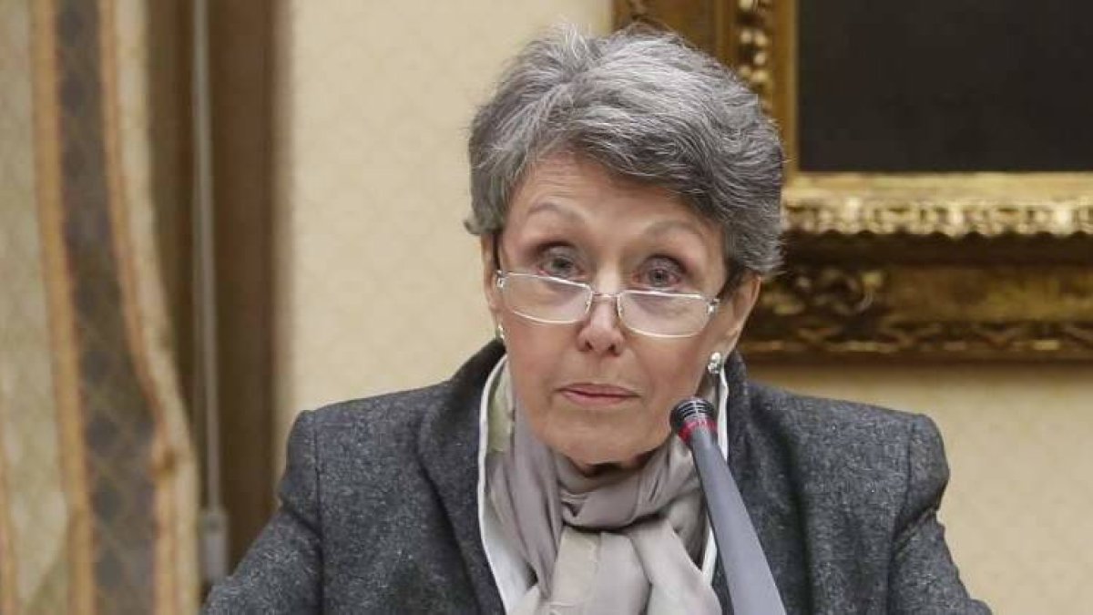 Una embarazosa pregunta sobre el Rey mete un un lío de imagen a Rosa María Mateo