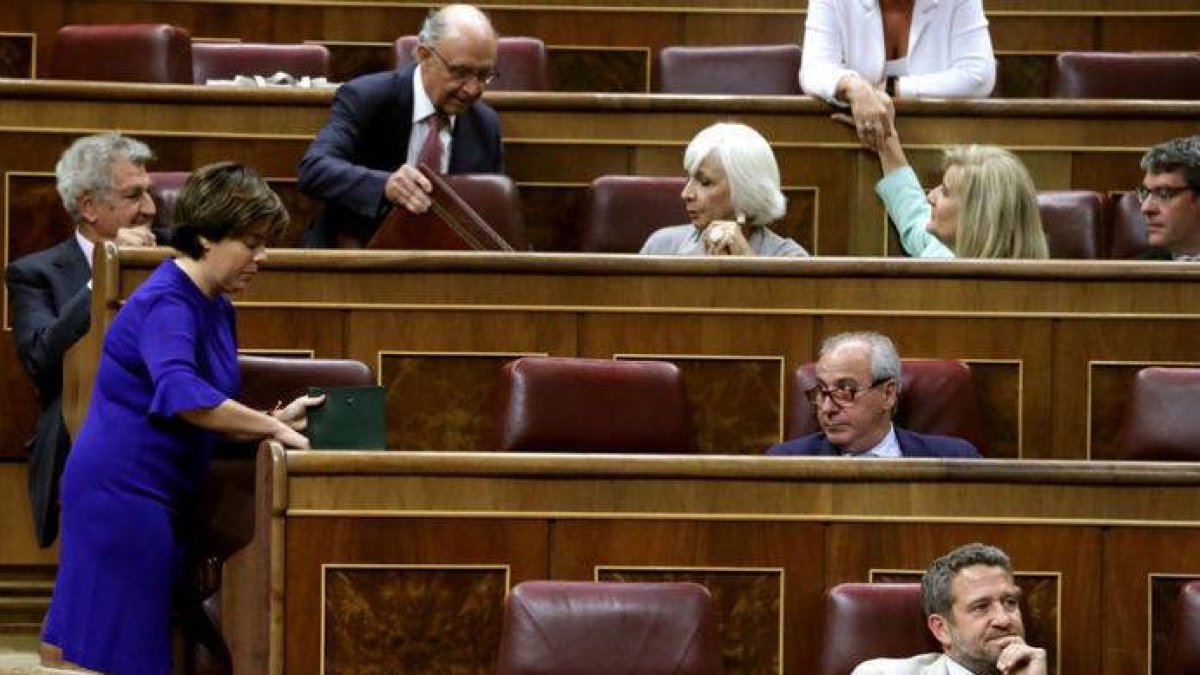 Soraya este jueves al llegar a su nuevo escaño.
