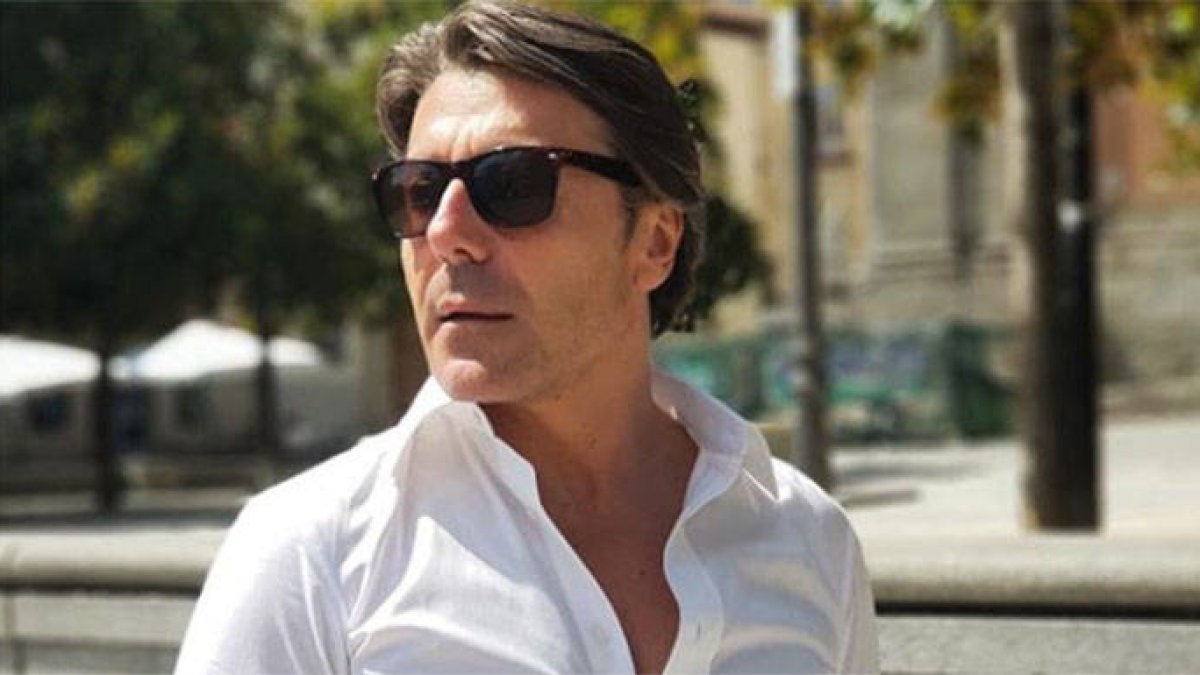 El nuevo novio de Carmen Lomana en una fotografía colgada en su Instagram.