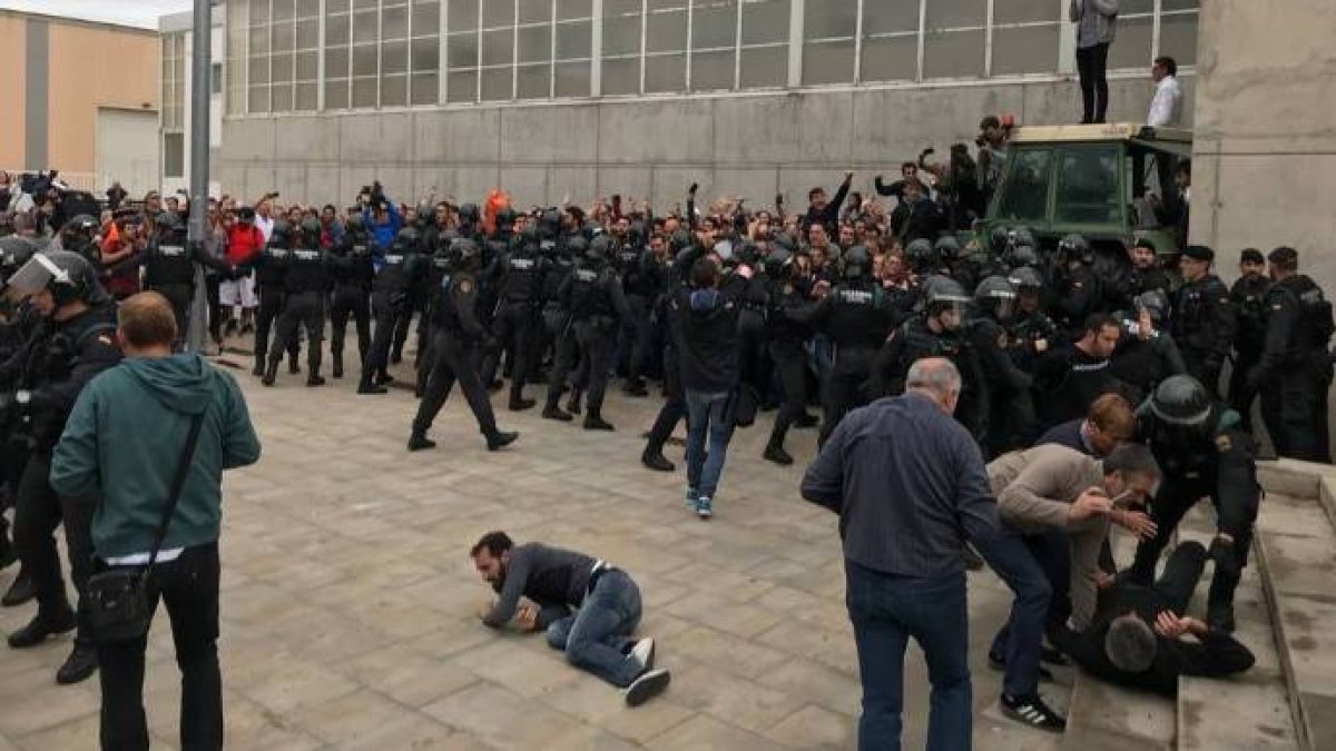Una imagen del 1-O, día del referéndum ilegal