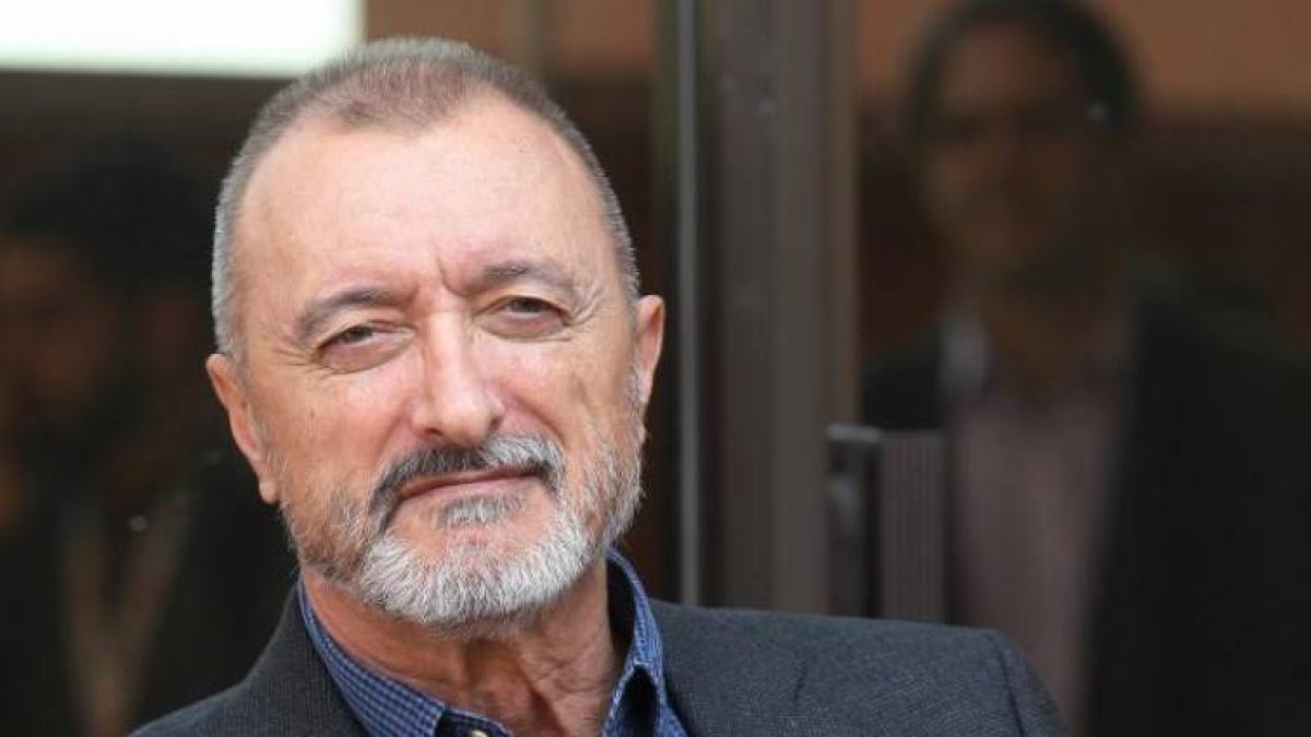 El escritor y académico de la RAE, Arturo Pérez Reverte.