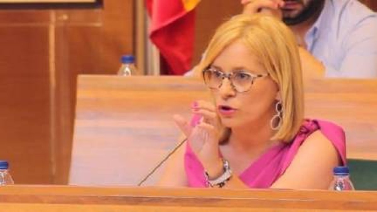 El PP critica que el PSPV presente imputados en sus listas