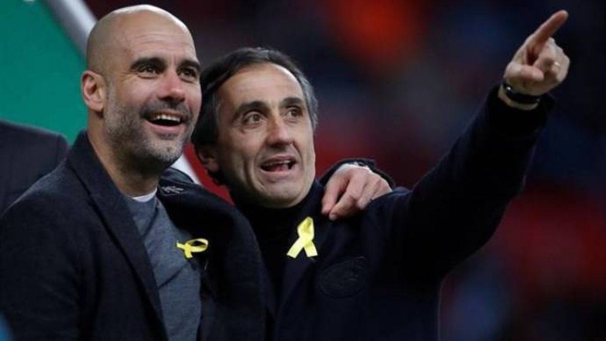 Guardiola y Estiarte, dos exjugadores de Selección nacional que promueven ahora el lazo amarillo
