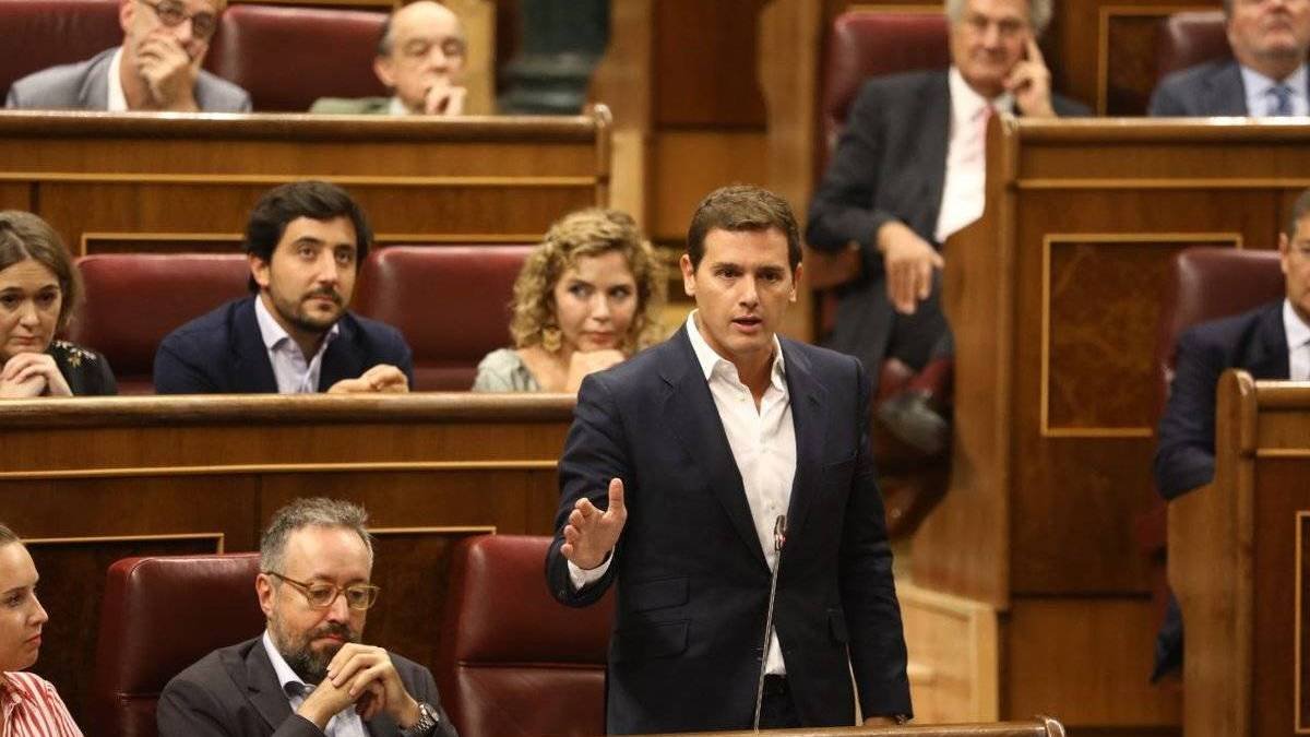 Rivera durante la sesión de control al Gobierno en el Congreso de este miércoles.