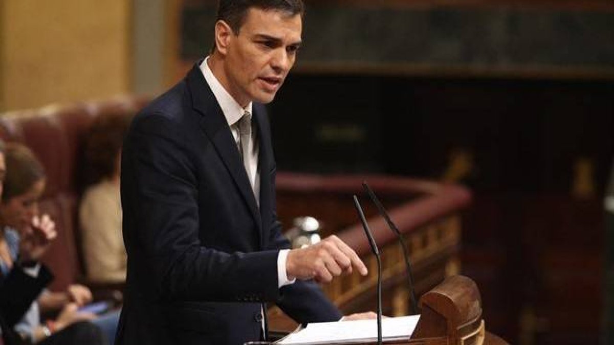 Sánchez recupera la jubilación forzosa en su “agenda del cambio”