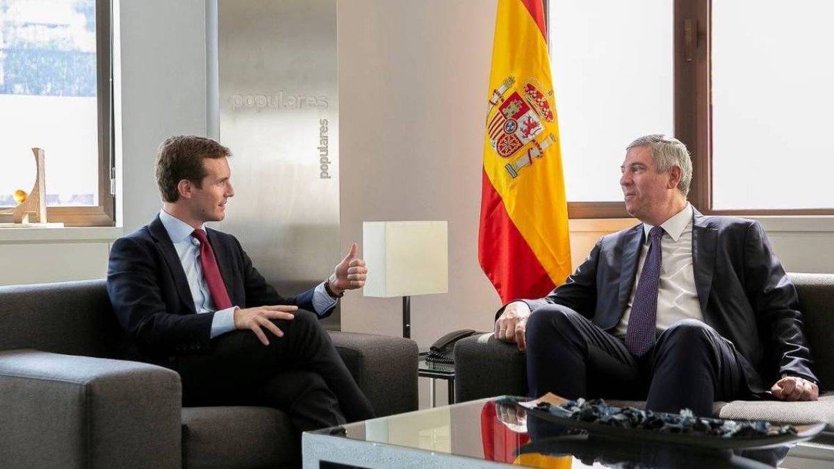 José Vicente de los Mozos(ANFAC9 y Pablo Casado (PP)